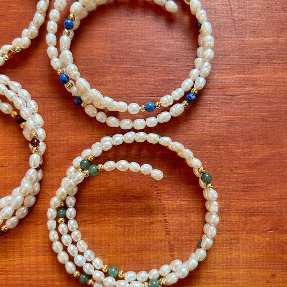 Freshwater pearl bracelets - Picture 2 of 6